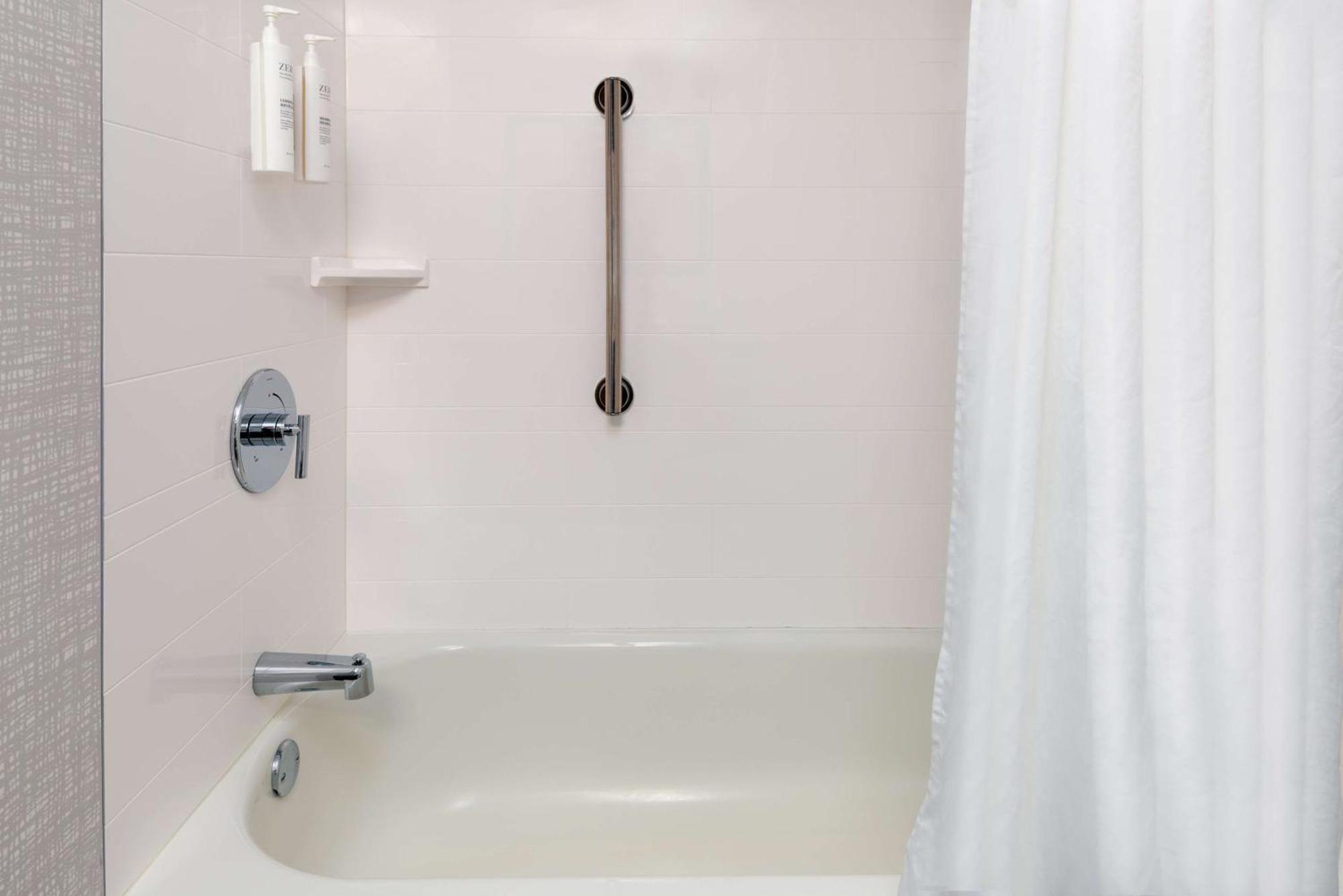 Hampton Inn Hartford Airport Windsor Locks Luaran gambar