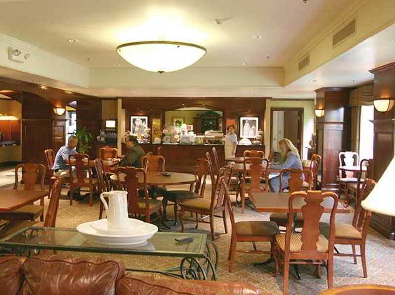 Hampton Inn Hartford Airport Windsor Locks Restoran gambar
